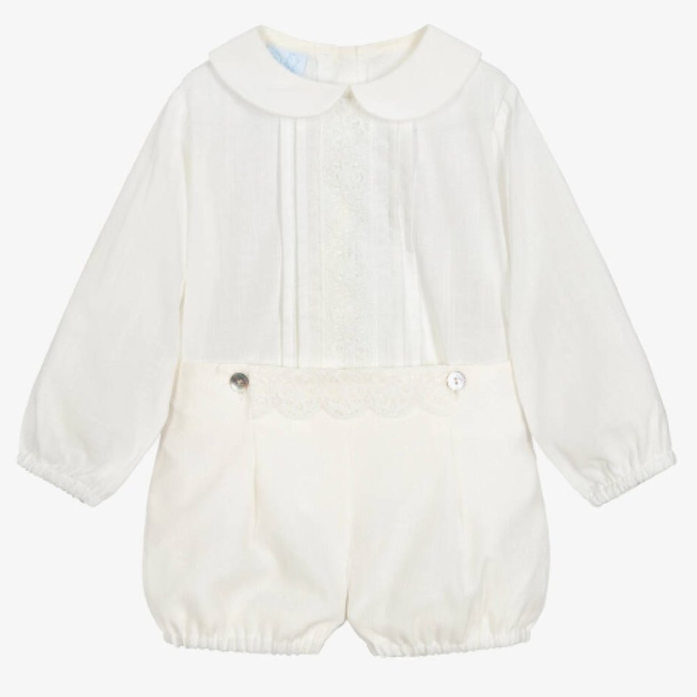 Artesanía Granlei White and Cream Buster Suit